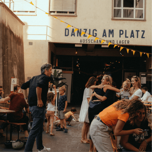 FRANKFURTER NEUE KÜCHE