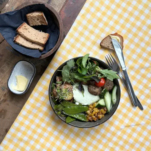 FRANKFURTER NEUE KÜCHE Lunch Club Mittagessen Innenstadt