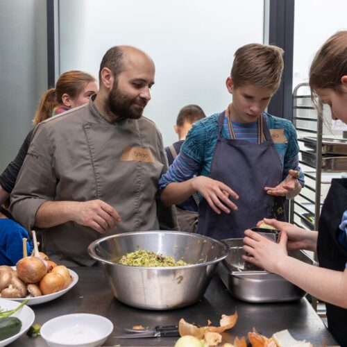 Frankfurter Neue Küche Kinderkochkurse